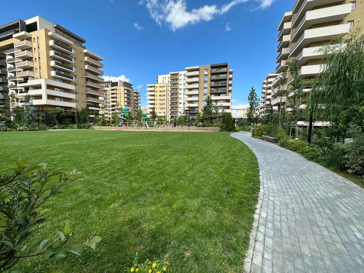 Urban Plaza Astra - Rise Private Apartments & Suites Braşov Extérieur photo